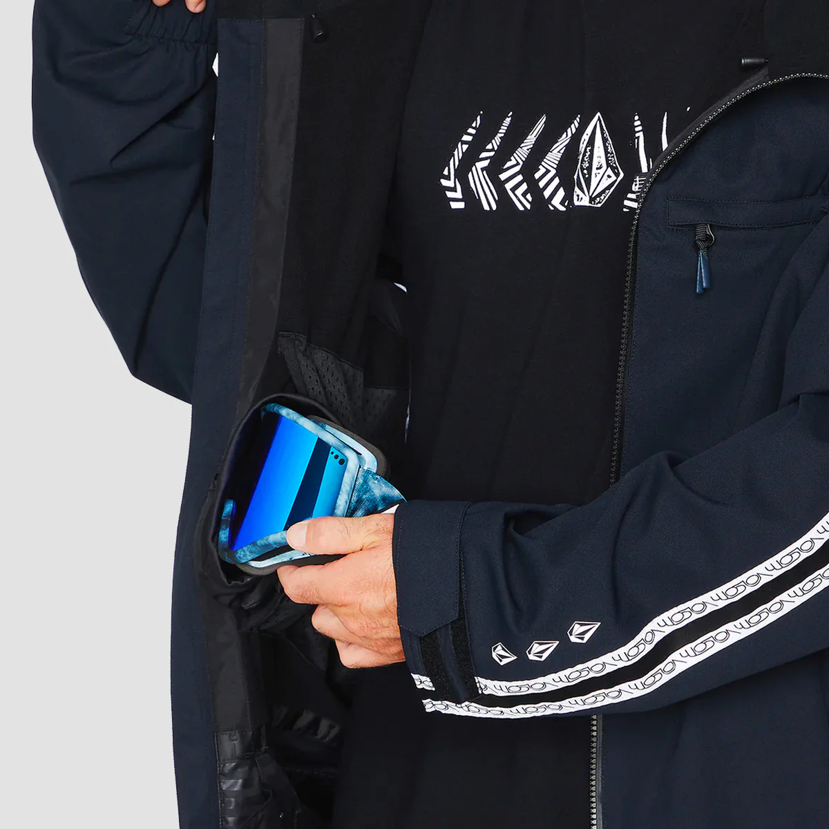 Volcom Nightbreaker Snow Jacket Black - Image 3