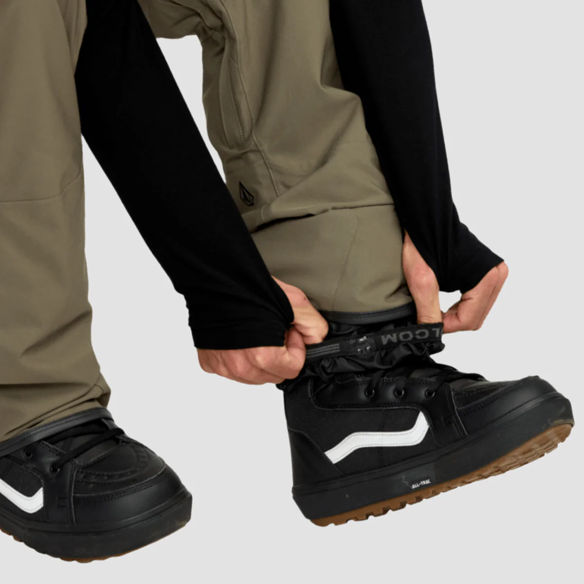 Volcom Roan Bib Overall 15K Snow Pants Military - Image 5
