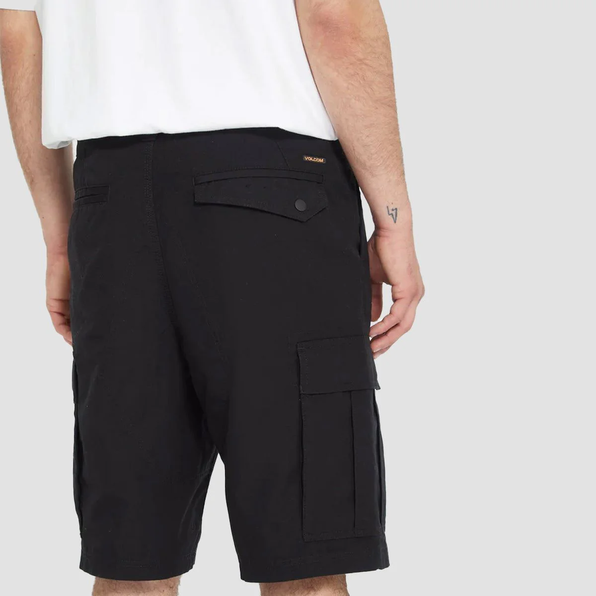 Volcom Strange Tripper Cargo 22" Shorts Black - Image 3