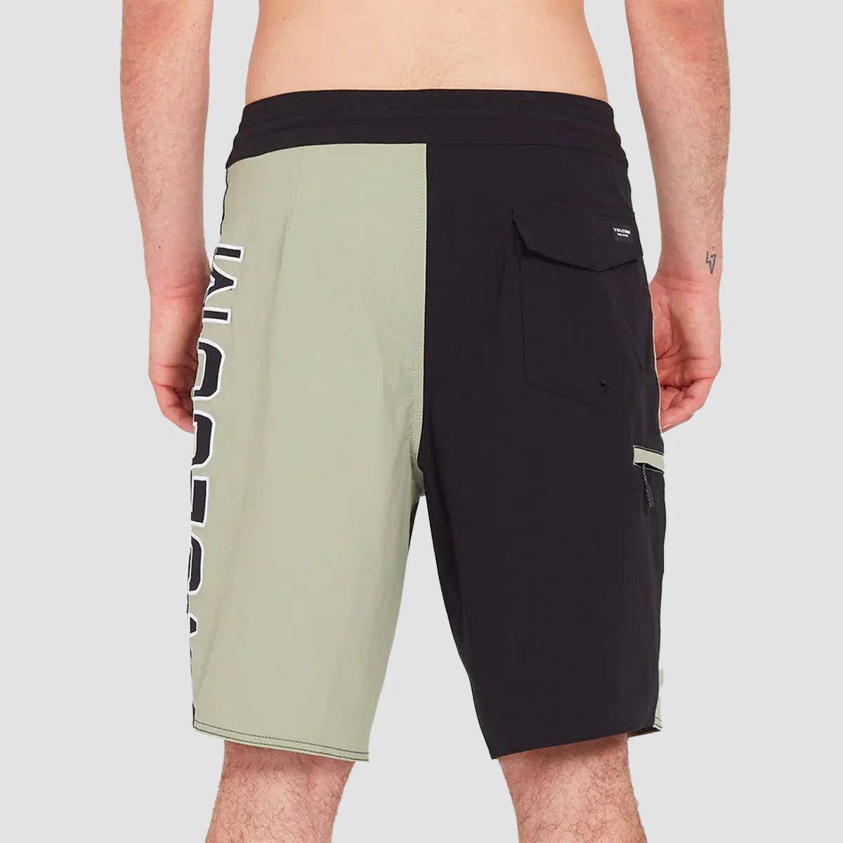Volcom Surf Vitals Noa Deane 21" Boardshorts Black - Image 2