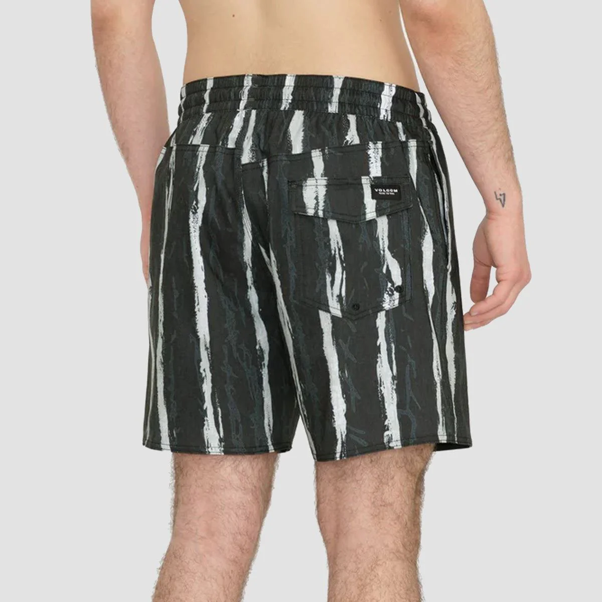 Volcom V Ent Hockey Dad 17" Boardshorts Black - Image 2